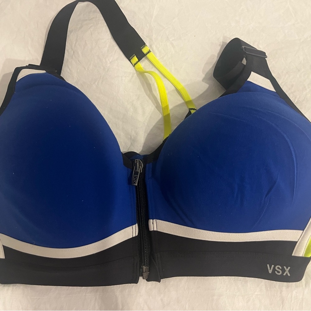 VSX Victoria Secret Women's Blue Sports Bra size 32D